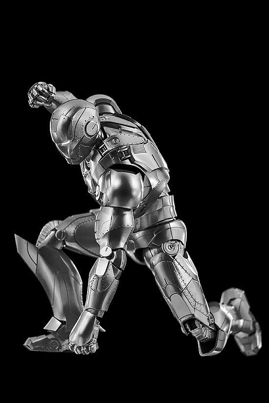 Marvel Studios: Infinity Saga - DLX Iron Man - Mark 2 Marvel Studios: Infinity Saga - DLX Iron Man - Mark 2